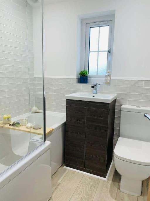 Charming Cottage Close To M4 Bridgend Bridgend  Εξωτερικό φωτογραφία